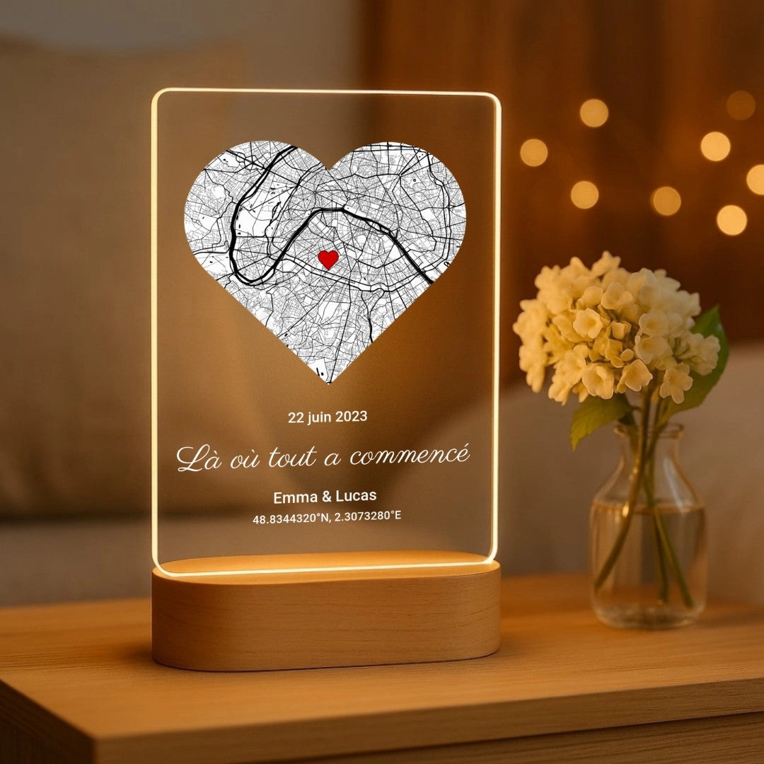 Là où tout a commencé – Veilleuse LED personnalisée avec socle en bois (14×20)